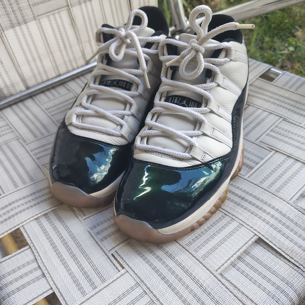 Jordan 11 Emerald Jubilee